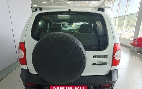Chevrolet Niva I рестайлинг, 2019 год, 750 000 рублей, 8 фотография