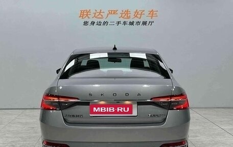 Skoda Superb III рестайлинг, 2023 год, 2 050 000 рублей, 5 фотография