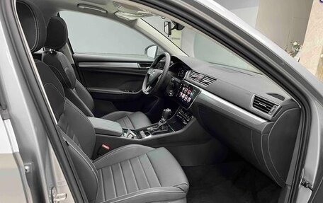 Skoda Superb III рестайлинг, 2023 год, 2 050 000 рублей, 18 фотография