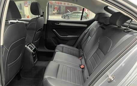 Skoda Superb III рестайлинг, 2023 год, 2 050 000 рублей, 21 фотография
