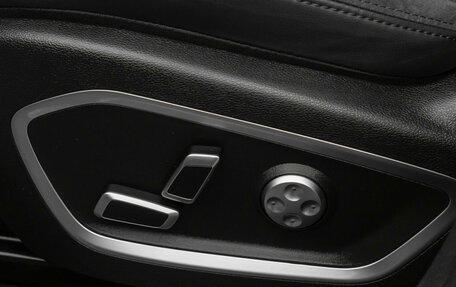 Geely Tugella FY11, 2023 год, 3 240 000 рублей, 18 фотография
