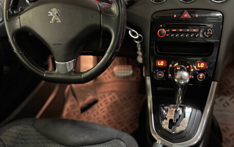 Peugeot 308 II, 2011 год, 496 000 рублей, 10 фотография