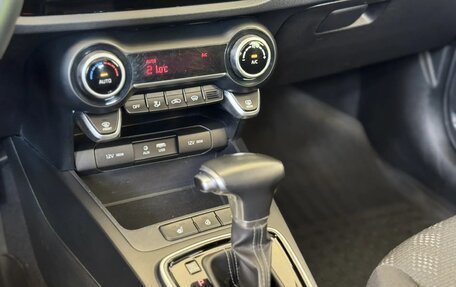 KIA Rio IV, 2018 год, 1 372 000 рублей, 13 фотография
