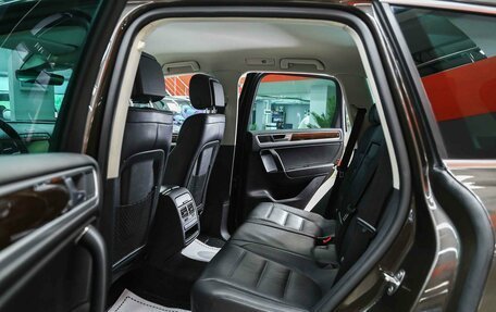 Volkswagen Touareg III, 2017 год, 2 850 000 рублей, 7 фотография