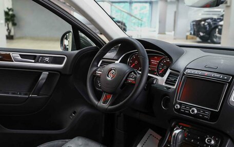 Volkswagen Touareg III, 2017 год, 2 850 000 рублей, 12 фотография