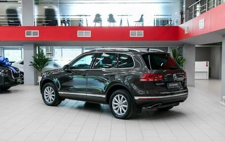 Volkswagen Touareg III, 2017 год, 2 850 000 рублей, 4 фотография