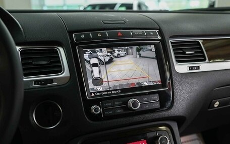 Volkswagen Touareg III, 2017 год, 2 850 000 рублей, 13 фотография
