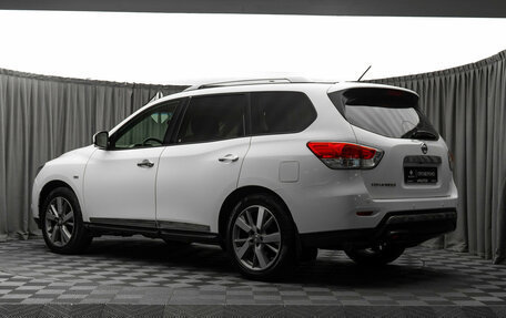 Nissan Pathfinder, 2015 год, 1 770 000 рублей, 4 фотография