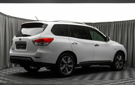 Nissan Pathfinder, 2015 год, 1 770 000 рублей, 5 фотография