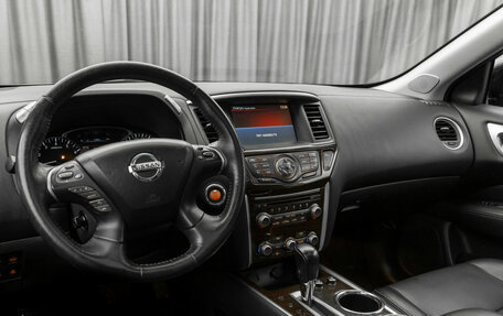 Nissan Pathfinder, 2015 год, 1 770 000 рублей, 7 фотография