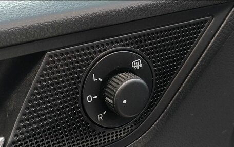 Skoda Rapid I, 2018 год, 1 200 000 рублей, 8 фотография