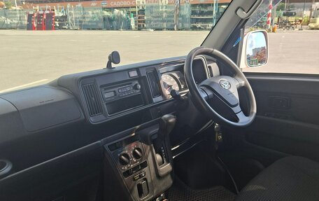 Daihatsu Hijet X, 2018 год, 1 100 000 рублей, 10 фотография