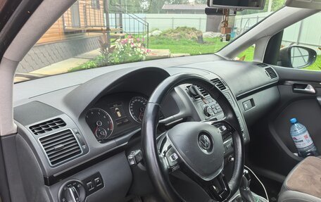 Volkswagen Touran III, 2012 год, 750 000 рублей, 6 фотография