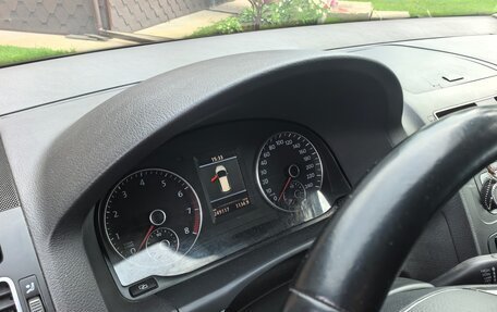 Volkswagen Touran III, 2012 год, 750 000 рублей, 11 фотография