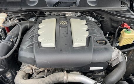 Volkswagen Touareg III, 2010 год, 2 300 000 рублей, 8 фотография