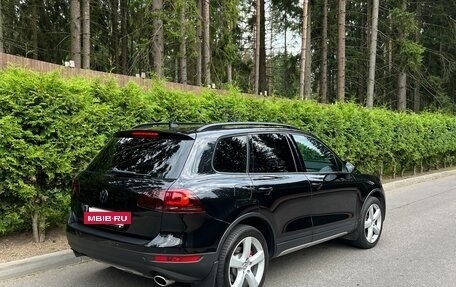 Volkswagen Touareg III, 2010 год, 2 300 000 рублей, 10 фотография