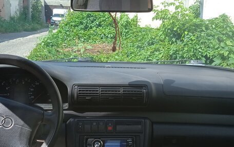 Audi A4, 1996 год, 230 000 рублей, 12 фотография