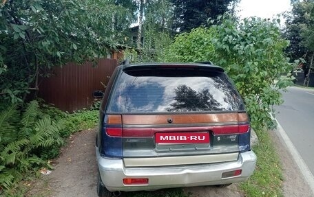 Mitsubishi Space Wagon III, 1997 год, 105 000 рублей, 1 фотография