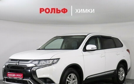 Mitsubishi Outlander III рестайлинг 3, 2019 год, 2 249 000 рублей, 1 фотография