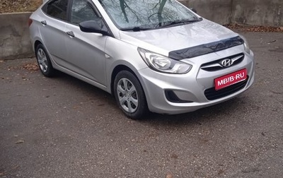 Hyundai Solaris II рестайлинг, 2014 год, 420 000 рублей, 1 фотография