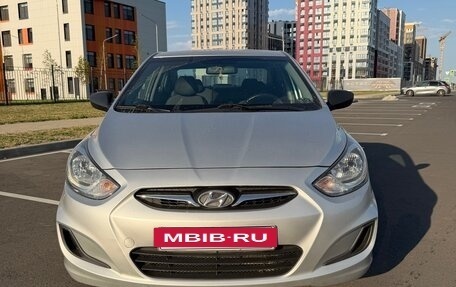 Hyundai Solaris II рестайлинг, 2014 год, 880 000 рублей, 6 фотография