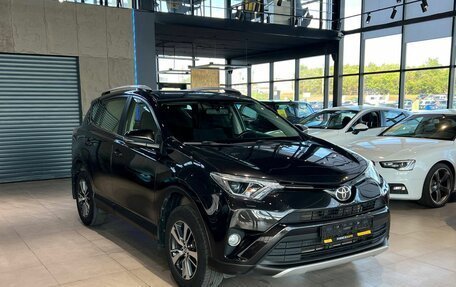 Toyota RAV4, 2016 год, 2 360 000 рублей, 3 фотография