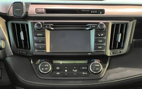 Toyota RAV4, 2016 год, 2 360 000 рублей, 9 фотография