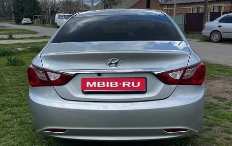 Hyundai Sonata VI, 2010 год, 1 200 000 рублей, 6 фотография