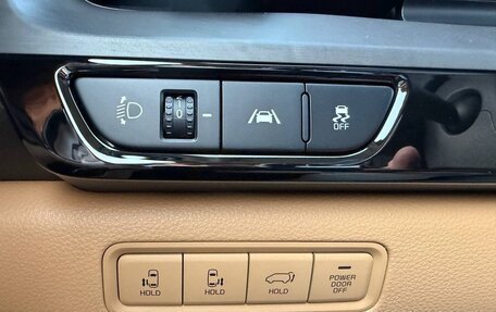 KIA Carnival, 2021 год, 4 600 000 рублей, 26 фотография