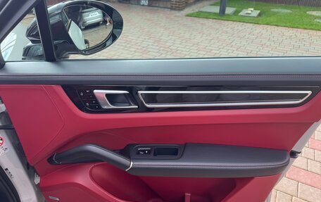 Porsche Cayenne III, 2020 год, 7 500 000 рублей, 15 фотография