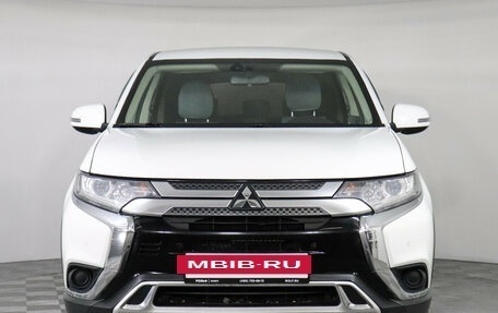 Mitsubishi Outlander III рестайлинг 3, 2019 год, 2 249 000 рублей, 2 фотография