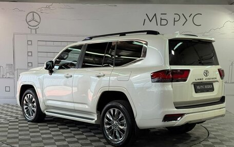 Toyota Land Cruiser, 2024 год, 13 900 000 рублей, 9 фотография