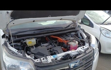 Toyota Noah III, 2015 год, 1 635 000 рублей, 5 фотография