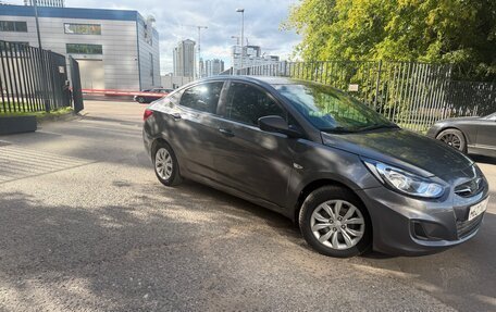Hyundai Solaris II рестайлинг, 2013 год, 610 000 рублей, 3 фотография