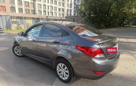 Hyundai Solaris II рестайлинг, 2013 год, 610 000 рублей, 5 фотография