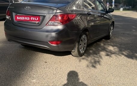 Hyundai Solaris II рестайлинг, 2013 год, 610 000 рублей, 11 фотография