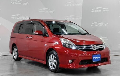 Toyota ISis I, 2011 год, 1 370 000 рублей, 7 фотография