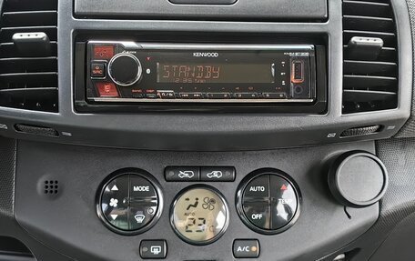 Nissan Micra III, 2007 год, 550 000 рублей, 27 фотография