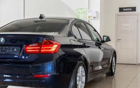 BMW 3 серия, 2013 год, 1 600 000 рублей, 14 фотография