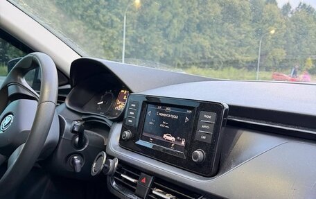 Skoda Rapid II, 2021 год, 810 000 рублей, 3 фотография