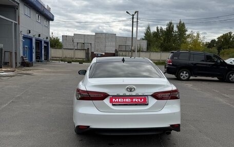 Toyota Camry, 2019 год, 2 800 000 рублей, 5 фотография