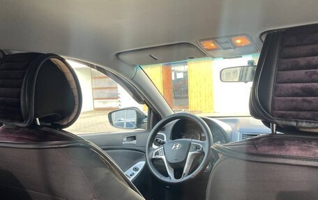 Hyundai Solaris II рестайлинг, 2013 год, 960 000 рублей, 5 фотография