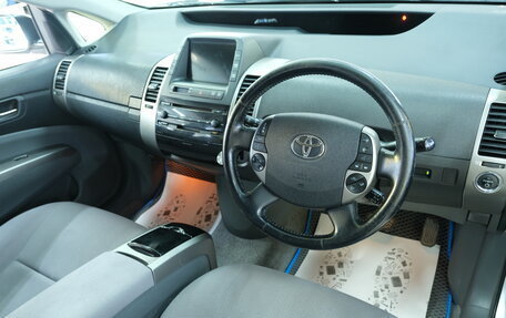 Toyota Prius, 2008 год, 969 000 рублей, 11 фотография
