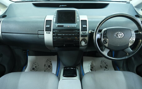 Toyota Prius, 2008 год, 969 000 рублей, 14 фотография