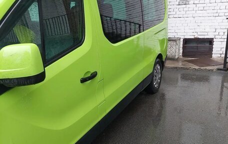Renault Trafic, 2019 год, 2 300 000 рублей, 3 фотография
