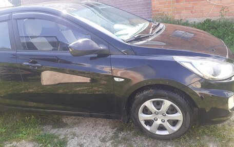 Hyundai Solaris II рестайлинг, 2012 год, 620 000 рублей, 6 фотография