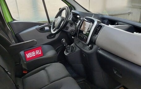 Renault Trafic, 2019 год, 2 300 000 рублей, 9 фотография