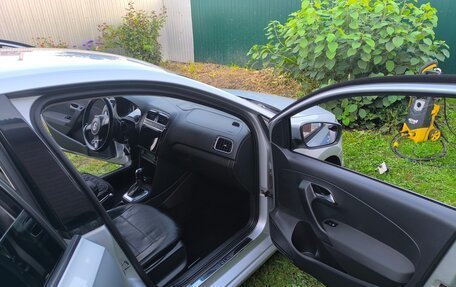 Volkswagen Polo VI (EU Market), 2013 год, 810 000 рублей, 3 фотография