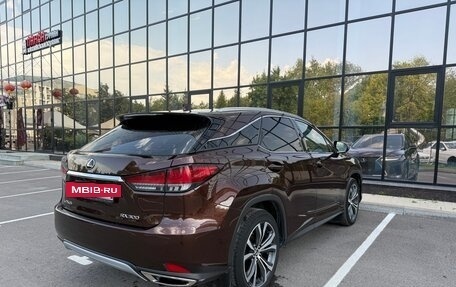 Lexus RX IV рестайлинг, 2021 год, 4 449 000 рублей, 6 фотография