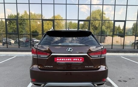 Lexus RX IV рестайлинг, 2021 год, 4 449 000 рублей, 7 фотография